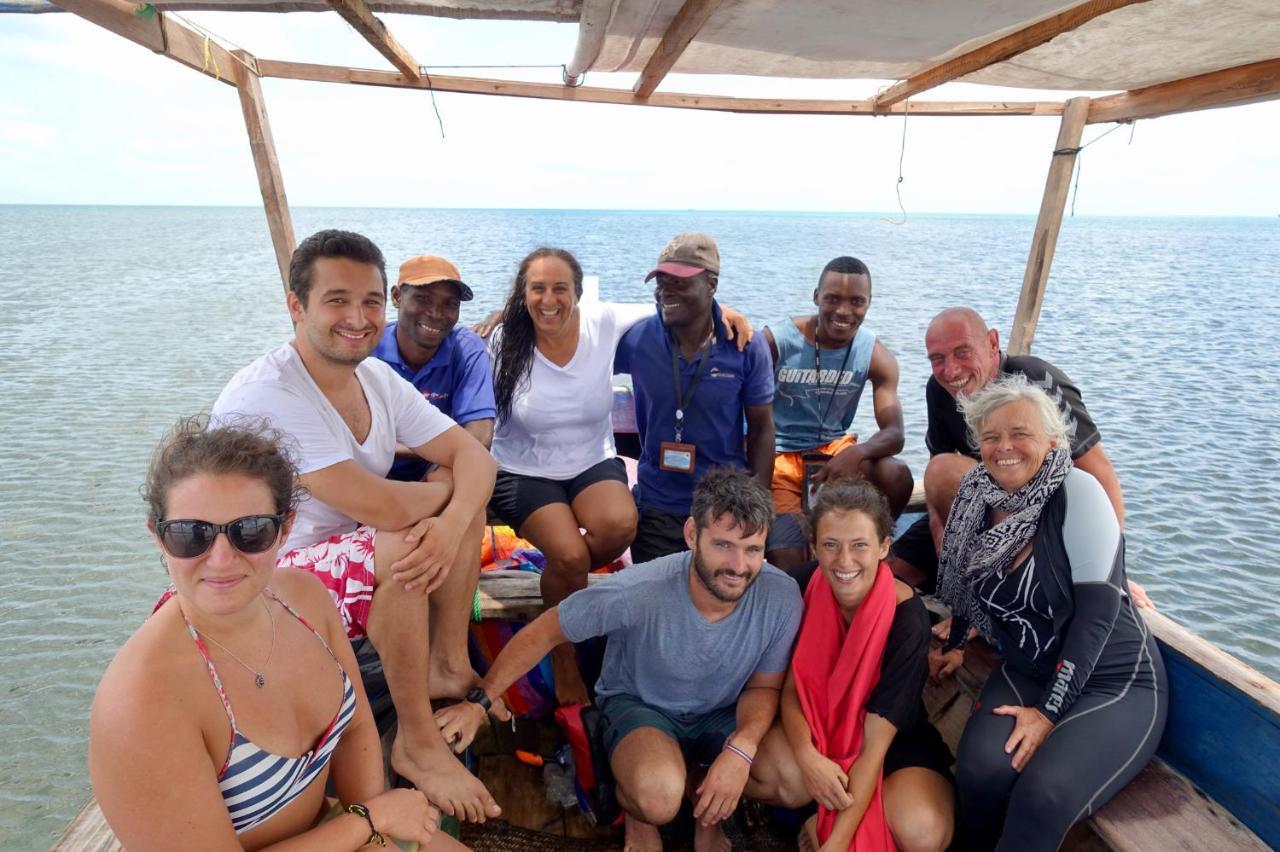 Afro Whale Shark Safari Bed & Breakfast Kilindoni Exterior foto