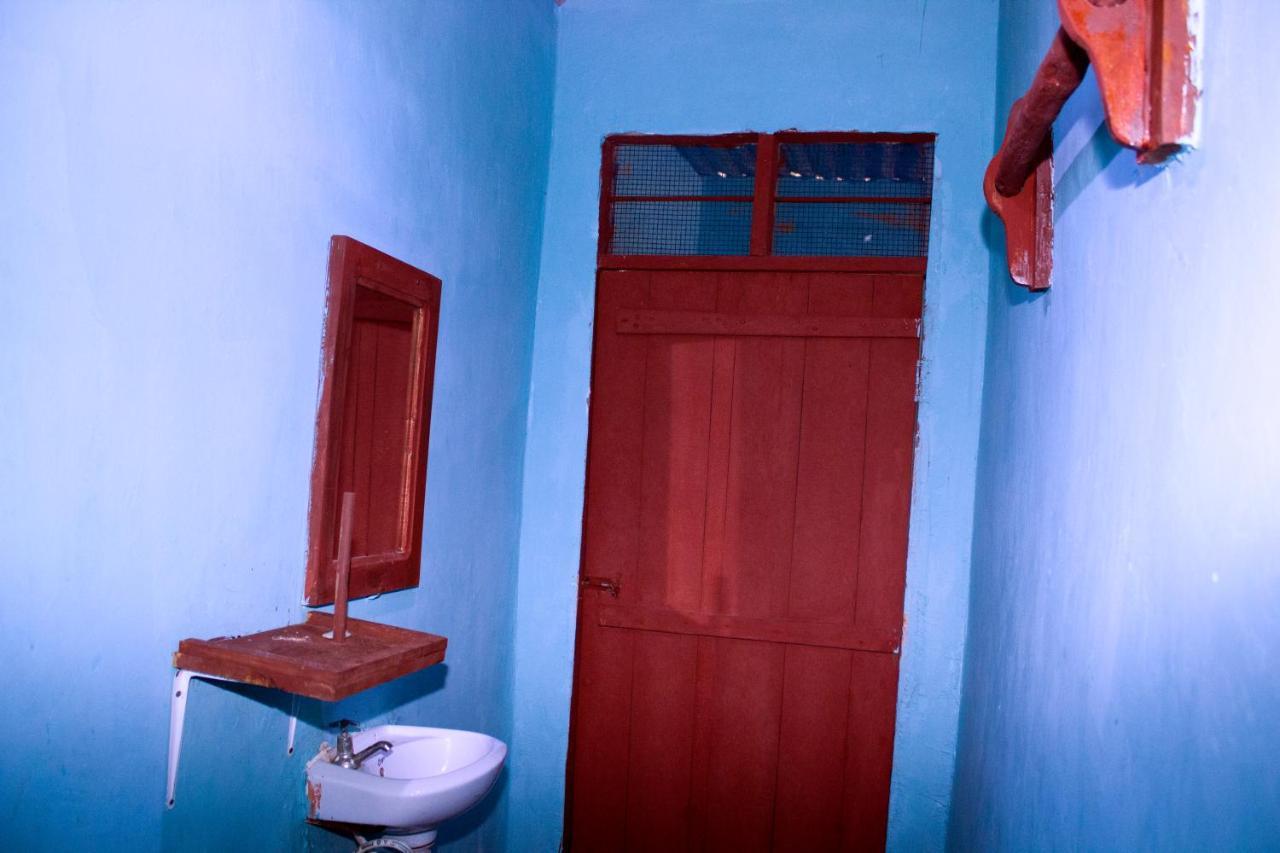 Afro Whale Shark Safari Bed & Breakfast Kilindoni Exterior foto