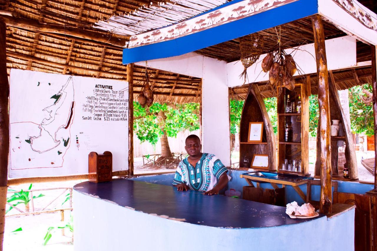 Afro Whale Shark Safari Bed & Breakfast Kilindoni Exterior foto